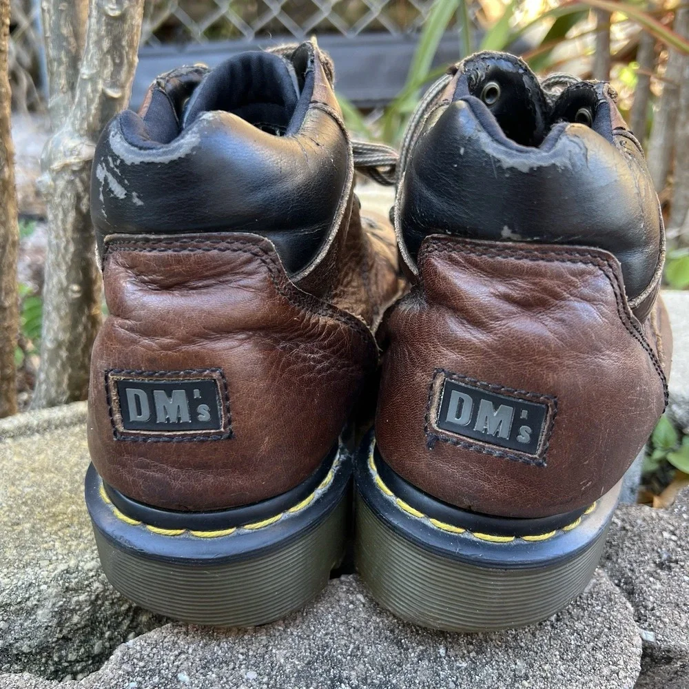 Dr Doc Martens DM's Mens Boot Size 9M US Brown Leather Chukka 11302 Y2k